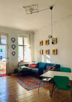 Colorful design 2room w balcony next Maybachufer